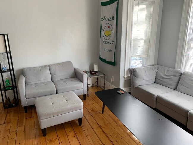 153 Chestnut St
