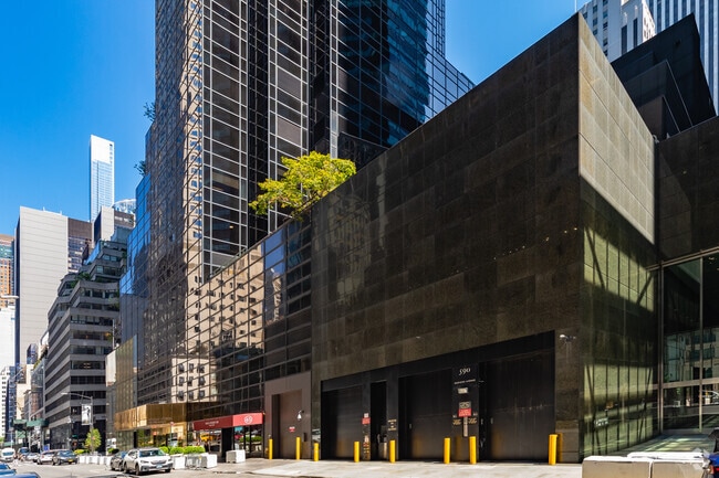 Photo - Trump Tower