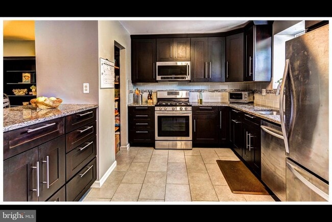 Photo - 26 Spring Glen Ct