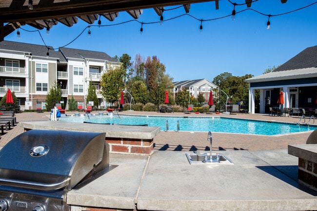 Proximity Northlake
