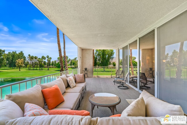 900 Island Dr Unit 313