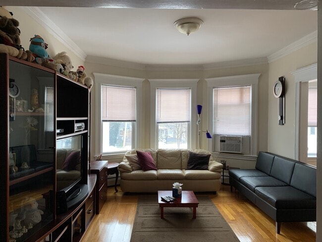 Photo - 136 Middlesex Rd Unidad 2