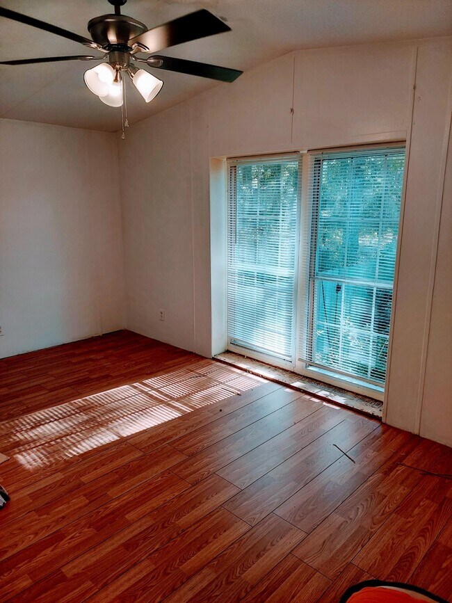 Photo - 5952 Deer Park Cir