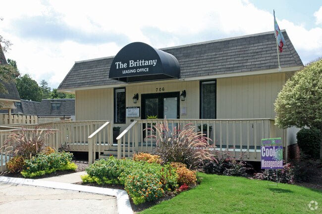 The Brittany Apartments For Rent In Burlington Nc Forrent Com The Brittany Apartments For Rent In Burlington Nc Forrent Com