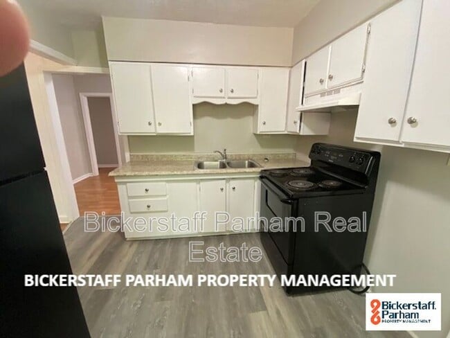 Photo - 4163 Swann St