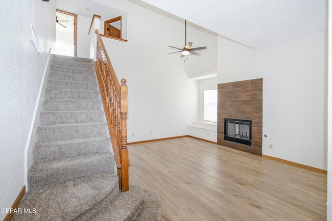 Photo - 929 Totonaca Ln
