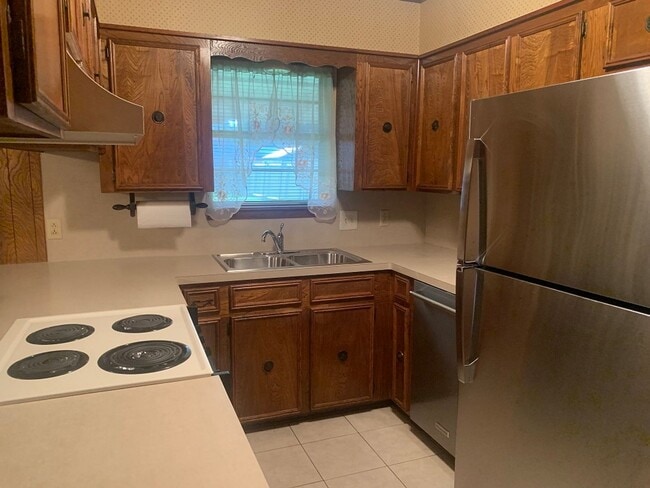 Photo - GREENACRES IS THE PLACE TO BE!