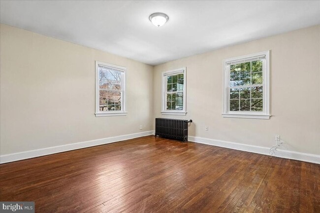 Photo - 3944 7th St NE Unit 4