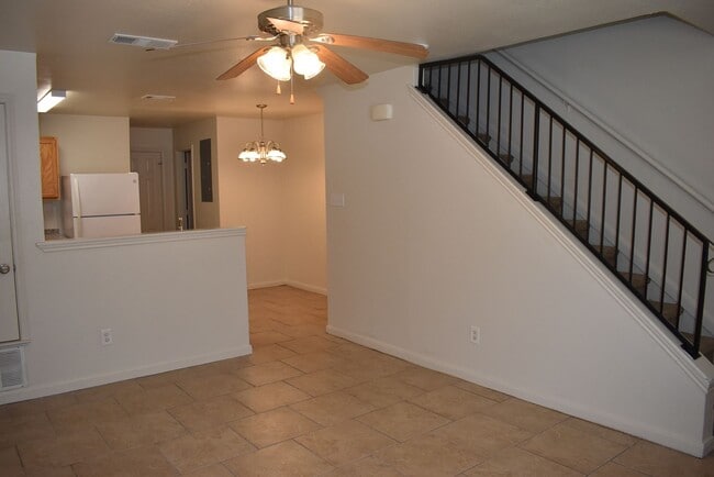 Photo - 3411 Turner Ave Unit C - MAKE READY