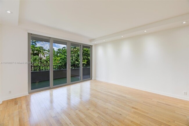 Photo - 151 Crandon Blvd Unit 336