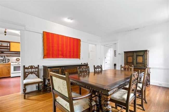 Photo - 266 Everit St