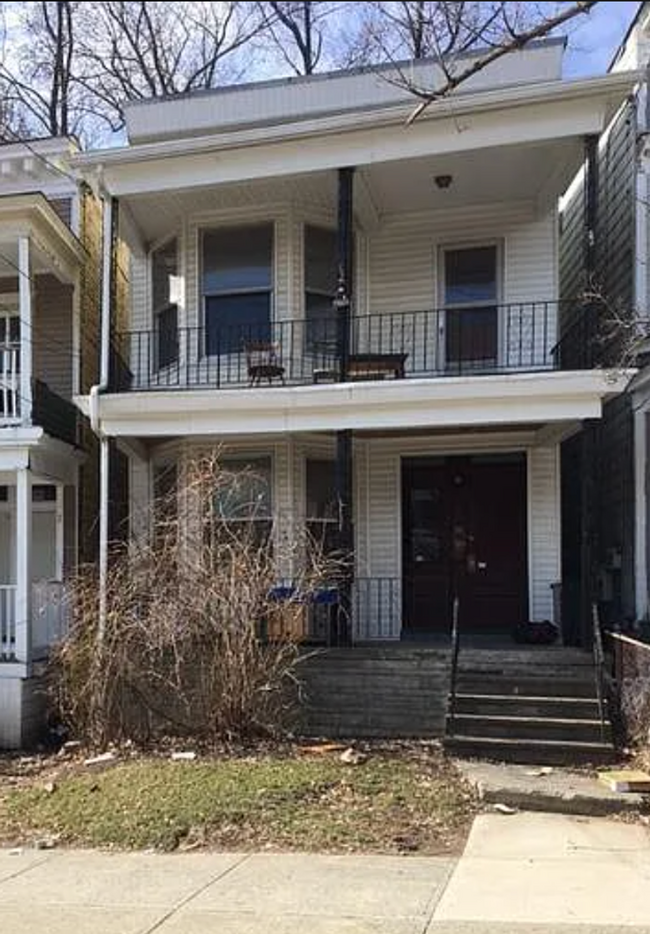 Building Photo - Affordable 3 bedroom, 1 bathroom, 1st floor Rental