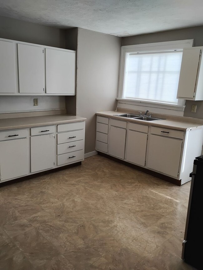 Photo - 809 Cincinnati St Apartment Unit 809 Cincinnati #3