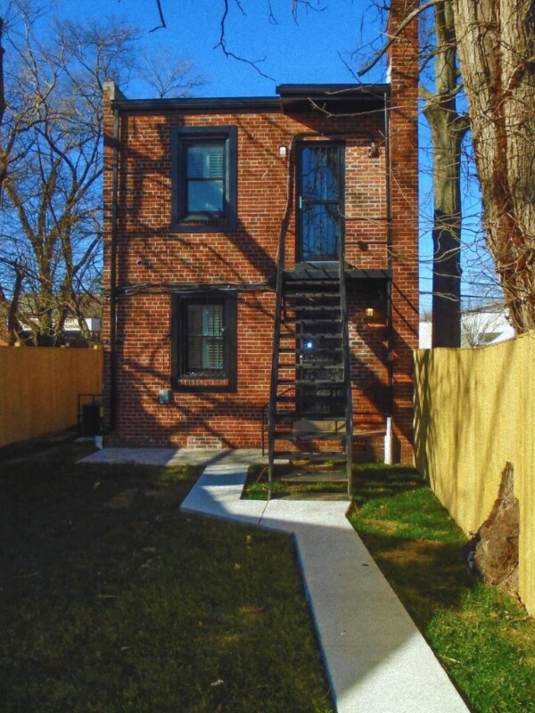 Photo - 1009 46th St NE Unit 1
