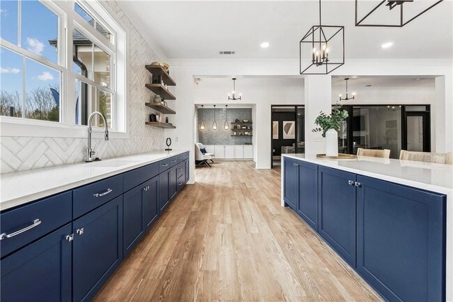 Photo - 211 Cypress Ln