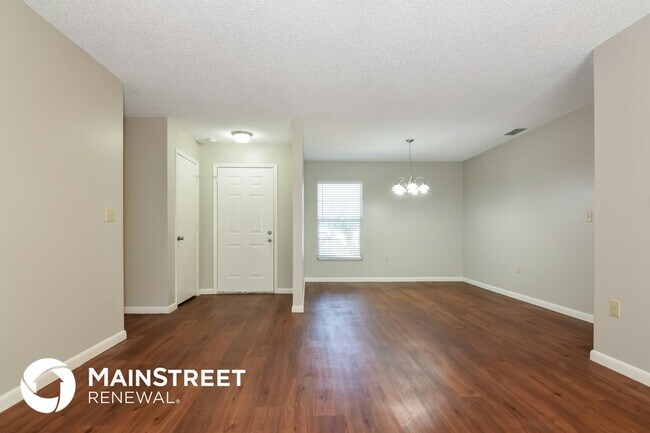 Photo - 5420 Southgrove Pl