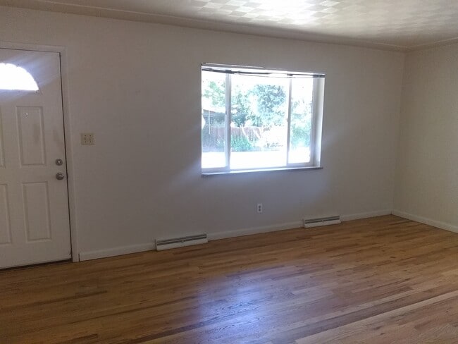 Photo - 2115 Jackson St