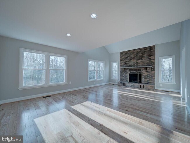 Photo - 4432 Indigo Ln