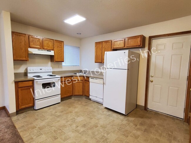 Photo - 2622 SE 84th Ave Unidad B