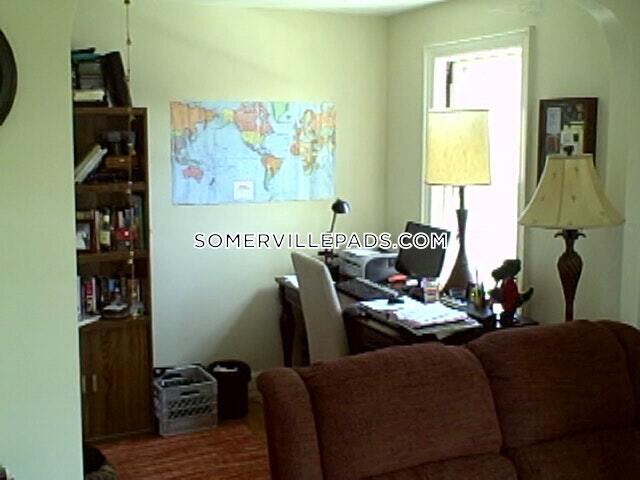 Photo - 279 Washington St Apartment Unit 3