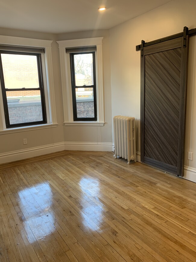 Photo - 107 Jersey St Unit 11
