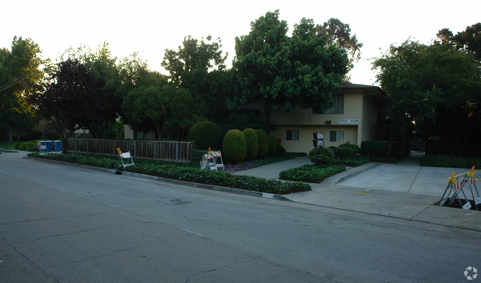 Photo - Kona Apartments