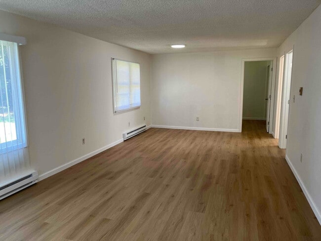 Photo - 338 Willow St Unidad A