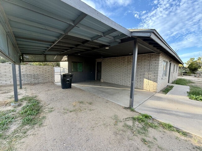 Photo - 2944 S 12th Ave