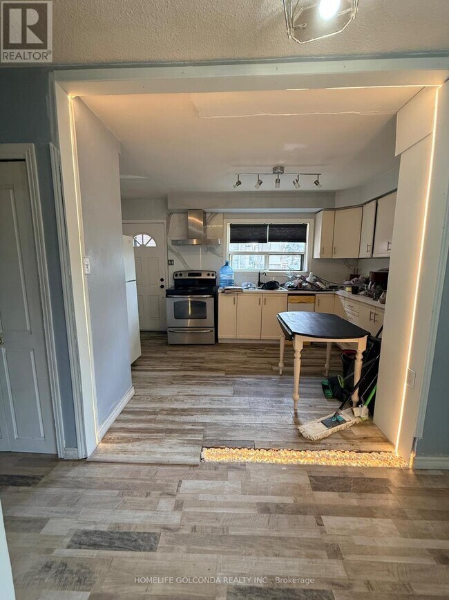 Photo - 46 Elm Grove Ave