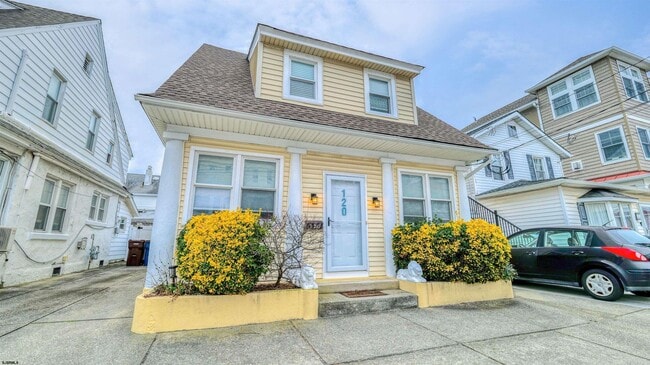 Photo - 120 N Newport Ave