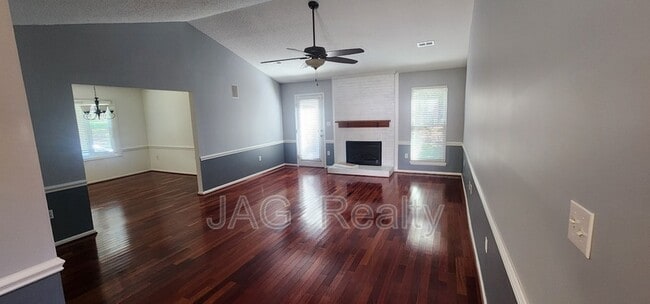 Photo - 4323 Chadwell Ln