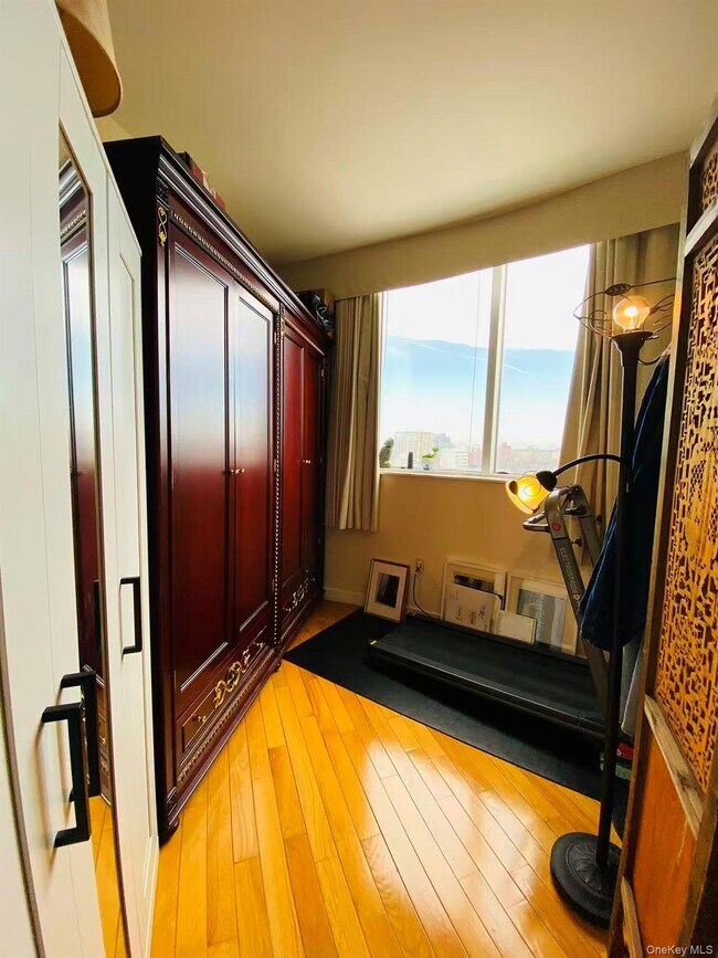 Photo - 133-38 Sanford Ave Unit 18C