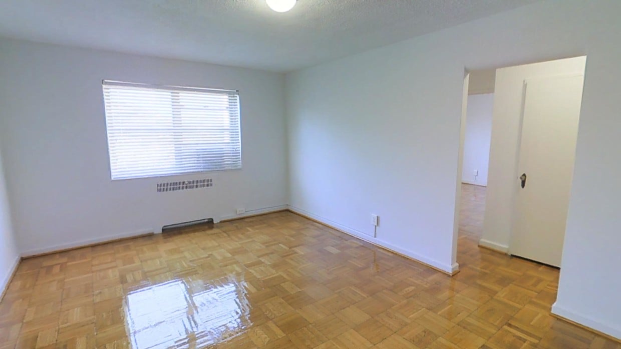Photo - Macomb Gardens Apartments