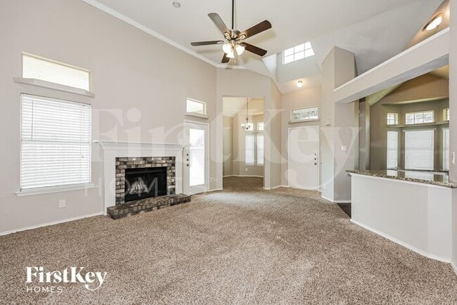 Photo - 2140 Birch Bend