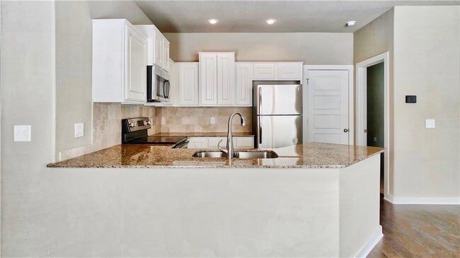 Photo - 1666 N Izard Ln