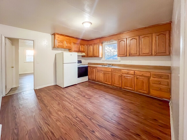 Photo - 1101 Beazley St