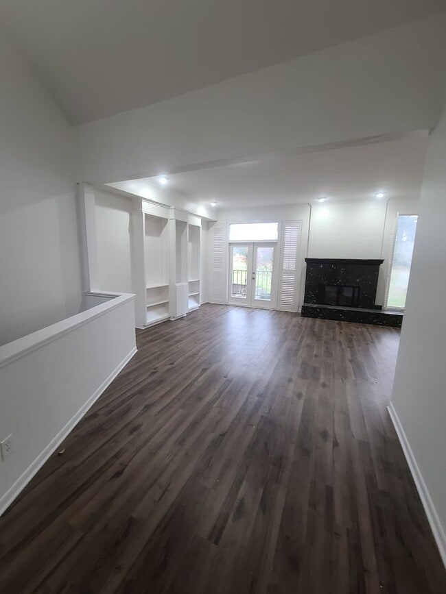 Photo - 3/2.5/2 with 2 Living Areas on Crossing Creeks Country Club