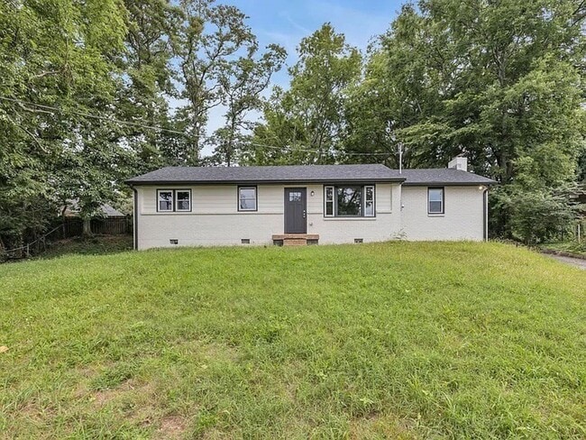 Building Photo - Newly Renovated 3 Bedroom in Woodbine Rental