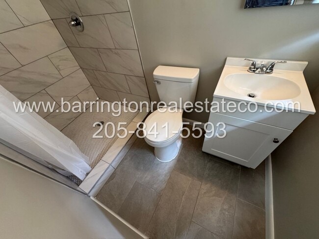 Photo - 1720 2nd St NE