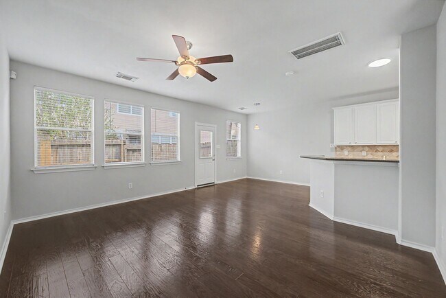 Photo - 43 S Camellia Grove Cir