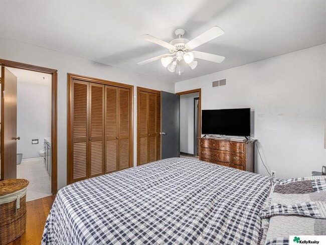 Photo - 7303 Graceland Dr