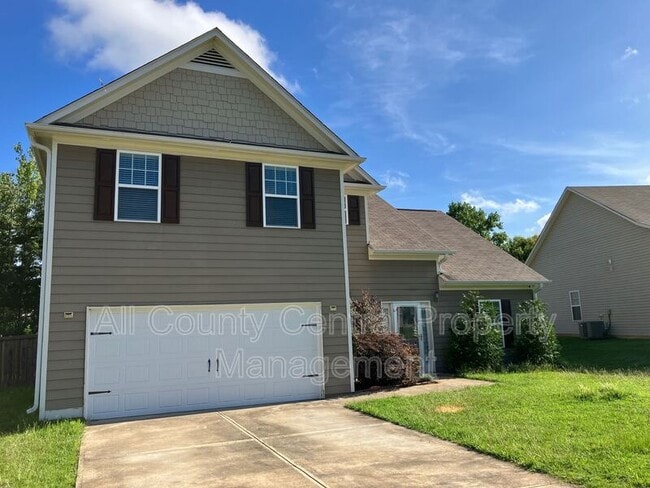 Photo - 230 Smith Glen Dr