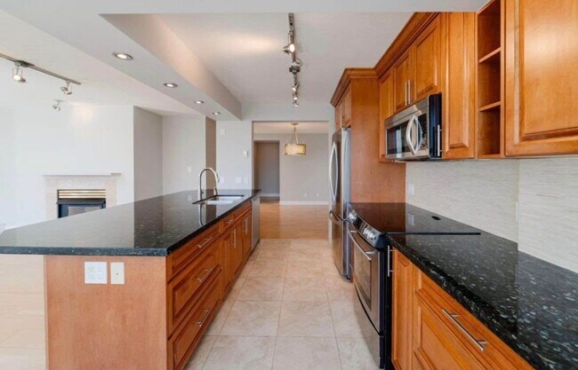 Photo - 1500 Hornby St