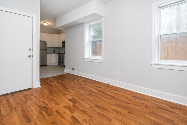 Photo - 1720 N Marshall St Unit 1
