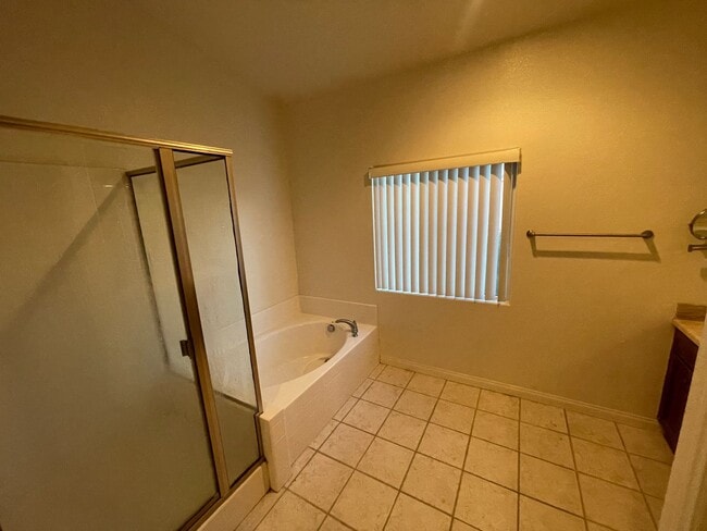 Photo - 863 Park Walk Ave