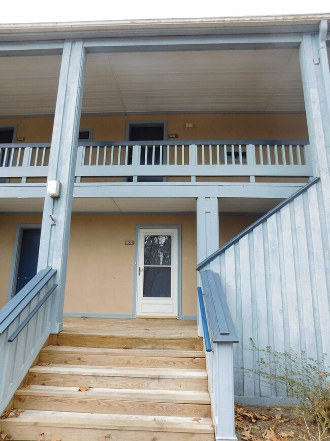 Photo - 1607 Harbourside Dr