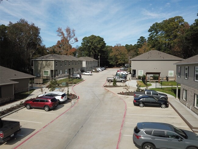 Photo - 615 Hayman St