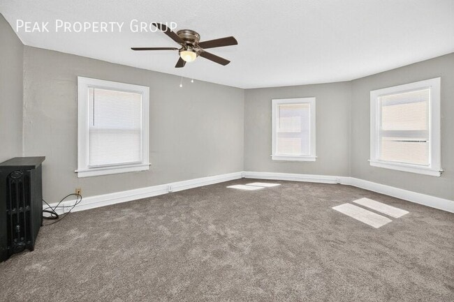 Photo - 1772 Williams Ave Unidad 11