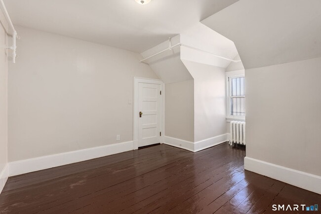 Photo - 360 Farmington Ave Unidad 14