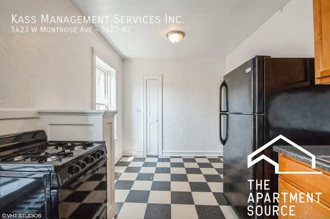 Building Photo - 5423 W Montrose Ave Unit N3